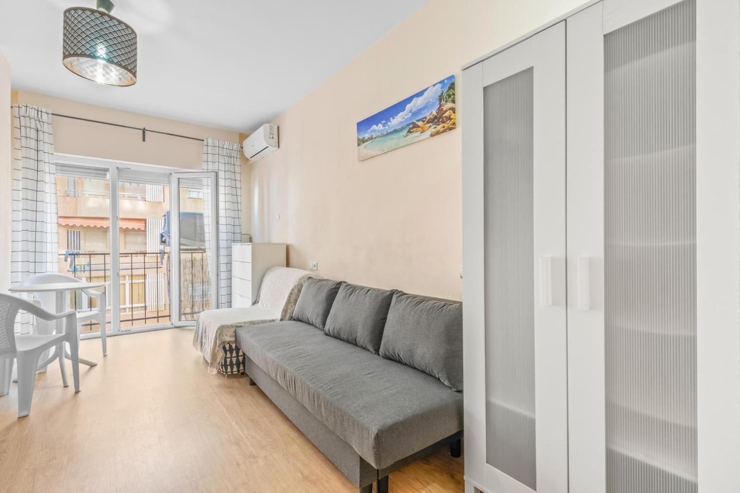 Studio A 200M De La Playa Los Locos Torrevieja Exterior photo
