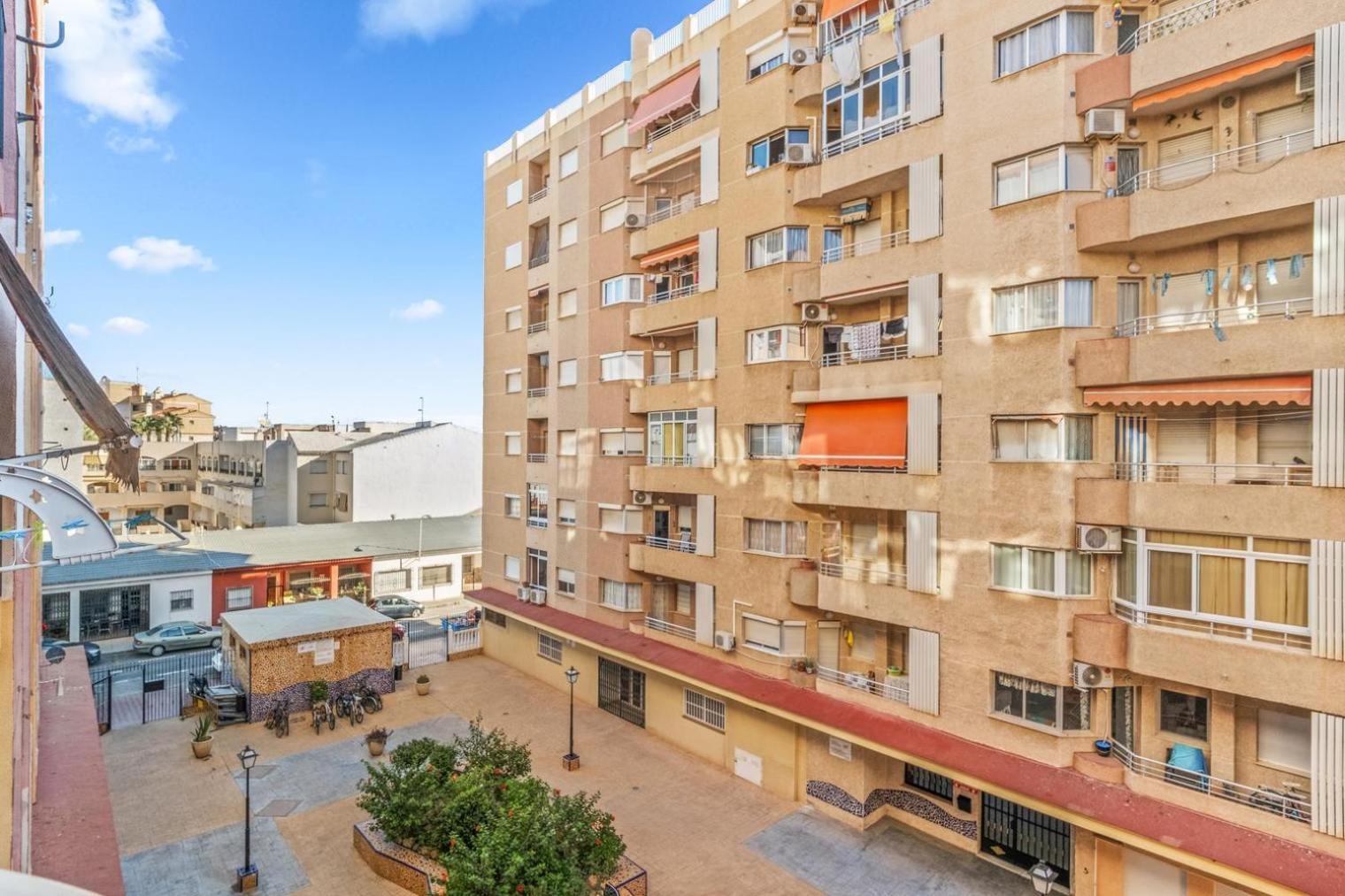 Studio A 200M De La Playa Los Locos Torrevieja Exterior photo